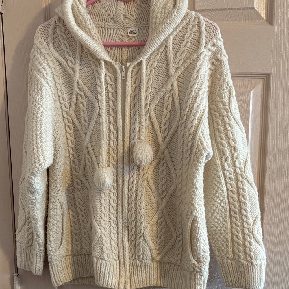 Cream Cable Knit sweater/jacket